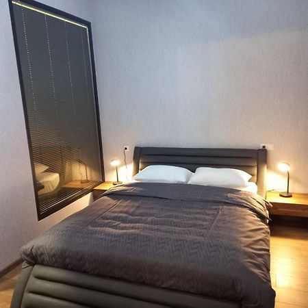 Nino'S Cosy Apartment Kutaisi Room photo