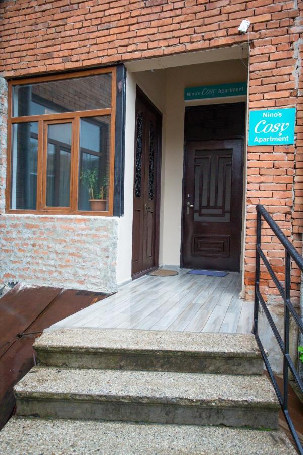 Nino'S Cosy Apartment Kutaisi Exterior photo