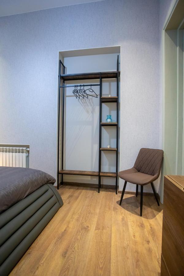Nino'S Cosy Apartment Kutaisi Exterior photo